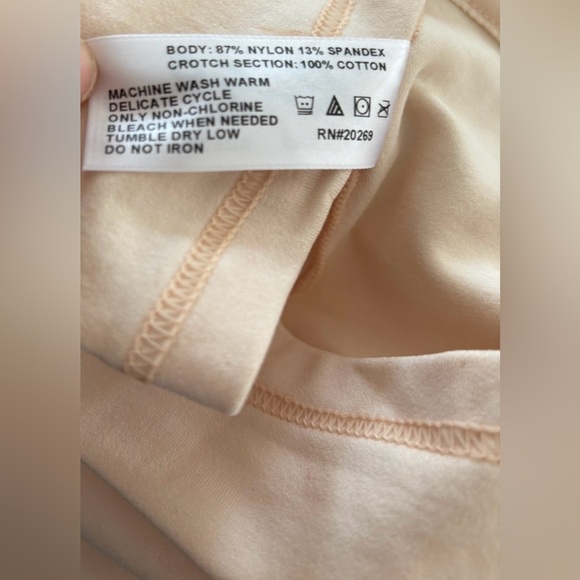 Rago Style 5060 | Comfort Control Super Stretch Panty Cream Wide-Leg Shaper 3X - Picture 7 of 9